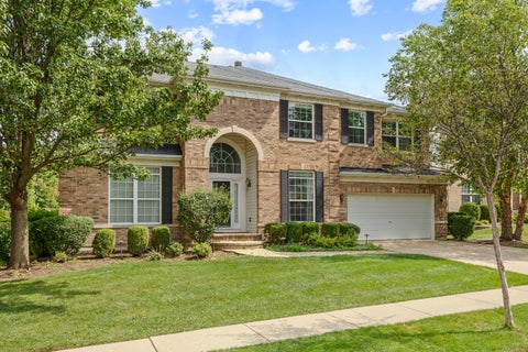 Photo of 695 Easton Lane, Elk Grove Village, IL 60007 (MLS # 12723529)