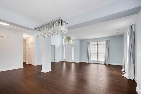 Tiny photo for 695 Easton Lane, Elk Grove Village, IL 60007 (MLS # 12723529)