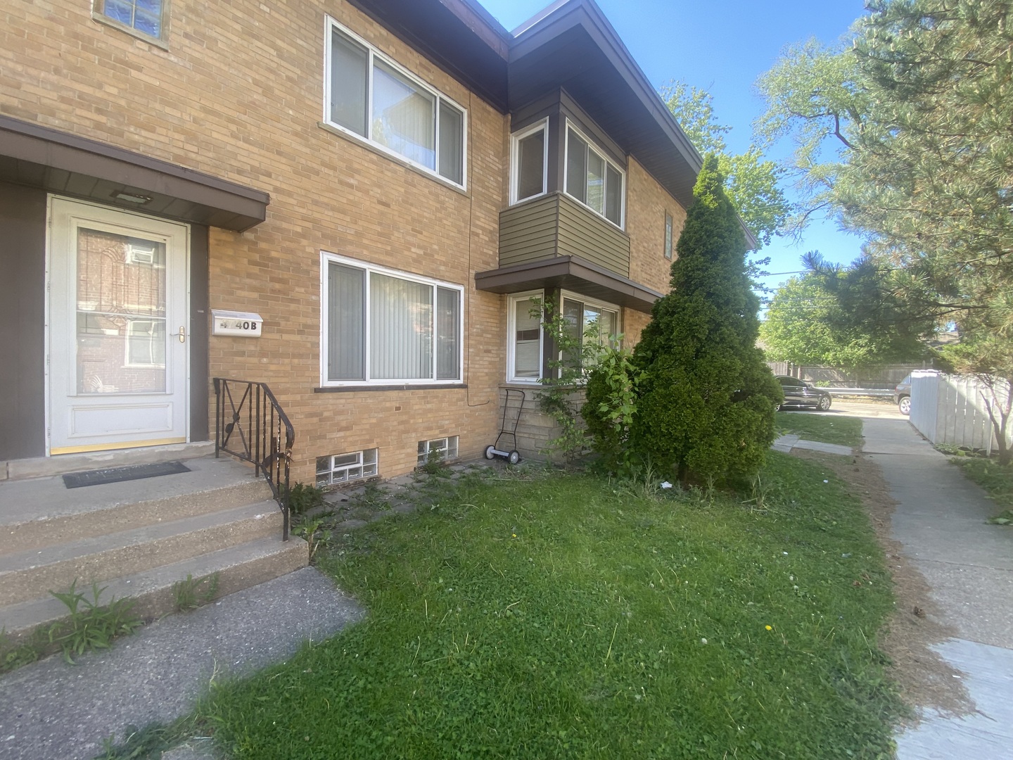 4740 Main Street B