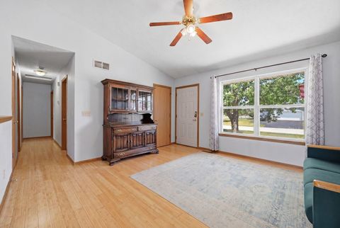 Tiny photo for 5708 Pierce Lane, South Beloit, IL 61080 (MLS # 12651838)