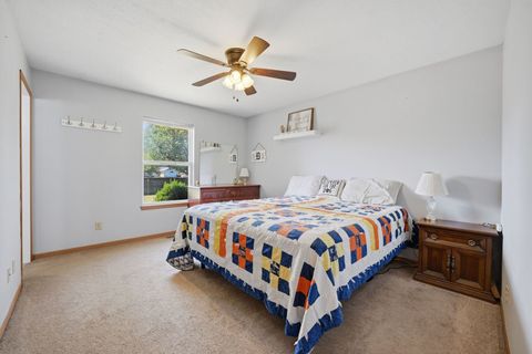 Tiny photo for 5708 Pierce Lane, South Beloit, IL 61080 (MLS # 12651838)