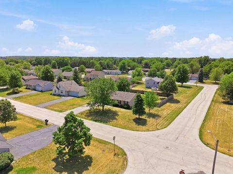 Tiny photo for 5708 Pierce Lane, South Beloit, IL 61080 (MLS # 12651838)