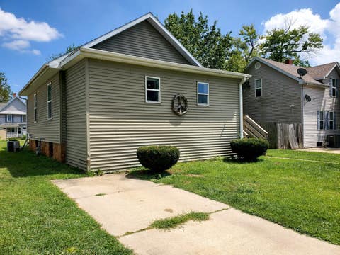 Tiny photo for 1116 N Gooding Street, Lasalle, IL 61301 (MLS # 12723077)