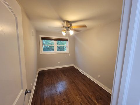Tiny photo for 2036 W MORSE Avenue #D, Chicago, IL 60645 (MLS # 12490715)