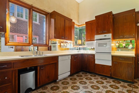 Tiny photo for 6822 S Cregier Avenue, Chicago, IL 60649 (MLS # 12722253)