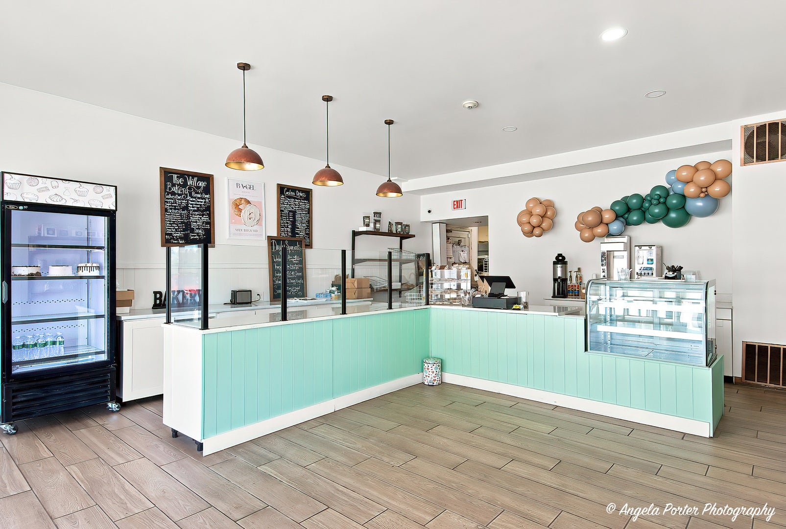 27 E Grand Avenue