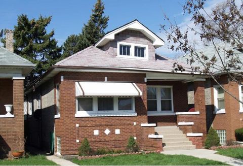 1704 N Moody Avenue Chicago IL 60639