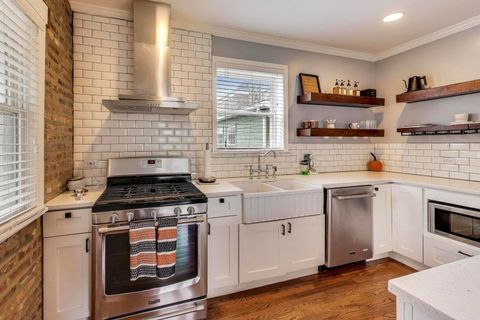 Tiny photo for 10441 S Prairie Avenue, Chicago, IL 60628 (MLS # 12502442)