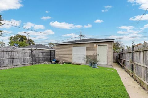 Tiny photo for 10441 S Prairie Avenue, Chicago, IL 60628 (MLS # 12502442)