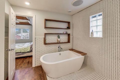 Tiny photo for 10441 S Prairie Avenue, Chicago, IL 60628 (MLS # 12502442)