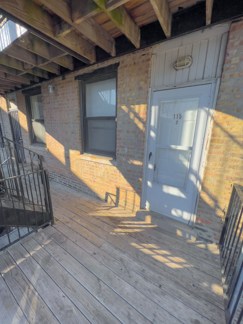 115 E 60th Street 2