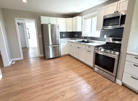 Tiny photo for 82 N 23rd Road, Peru, IL 61354 (MLS # 12735097)