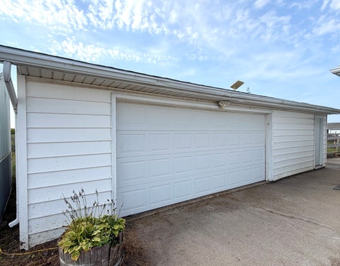 Tiny photo for 82 N 23rd Road, Peru, IL 61354 (MLS # 12735097)