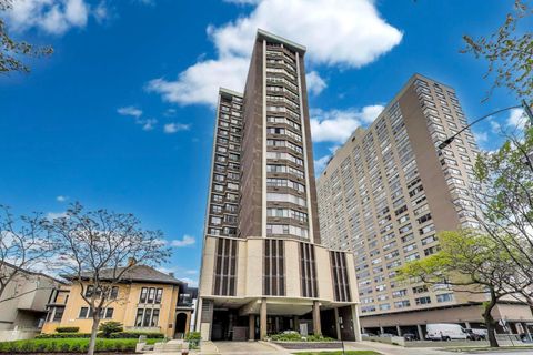Photo of 6325 N Sheridan Road #608, Chicago, IL 60660 (MLS # 12459154)