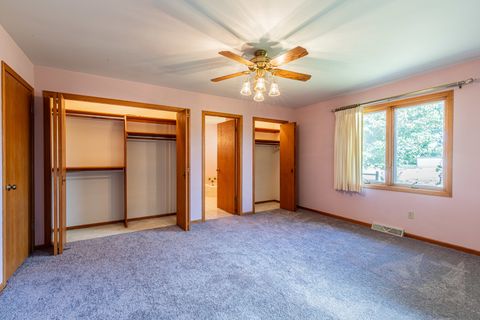 Tiny photo for 154 E US Highway 34, Mendota, IL 61342 (MLS # 12407098)