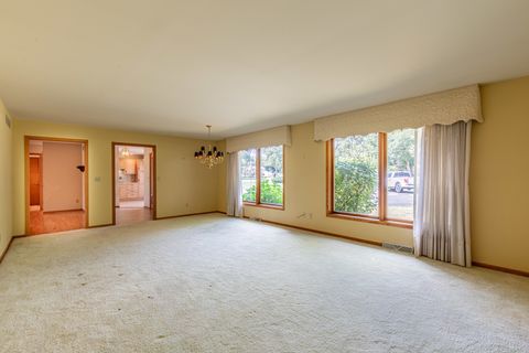 Tiny photo for 154 E US Highway 34, Mendota, IL 61342 (MLS # 12407098)