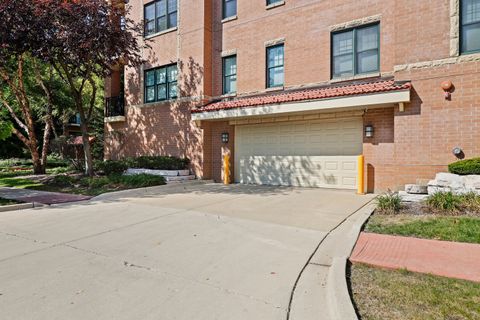 A home in Oak Lawn