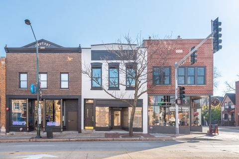 221 W Main Street St. Charles IL 60174