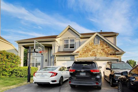Tiny photo for 1669 Montclair Drive, Elgin, IL 60123 (MLS # 12663061)