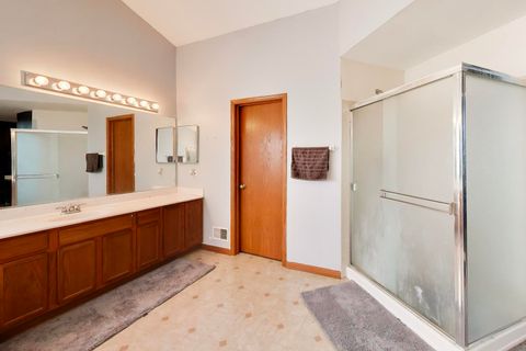 Tiny photo for 1669 Montclair Drive, Elgin, IL 60123 (MLS # 12663061)