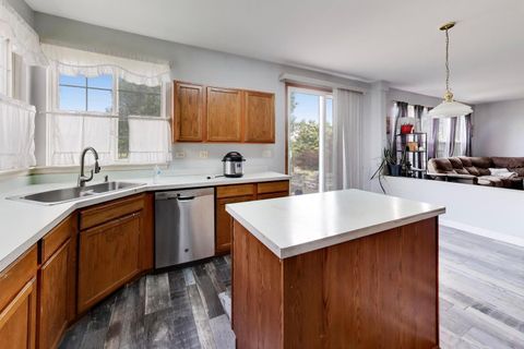 Tiny photo for 1669 Montclair Drive, Elgin, IL 60123 (MLS # 12663061)