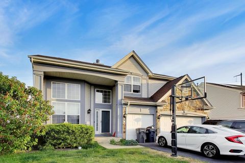 Tiny photo for 1669 Montclair Drive, Elgin, IL 60123 (MLS # 12663061)