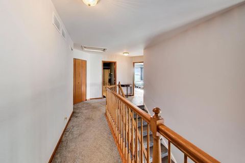 Tiny photo for 1669 Montclair Drive, Elgin, IL 60123 (MLS # 12663061)