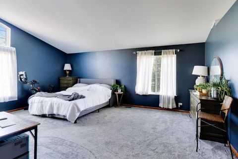 Tiny photo for 1669 Montclair Drive, Elgin, IL 60123 (MLS # 12663061)