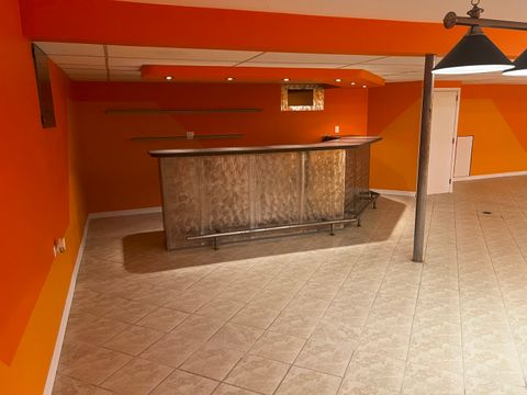 Tiny photo for 720 Ambleside Road, Des Plaines, IL 60016 (MLS # 12471325)