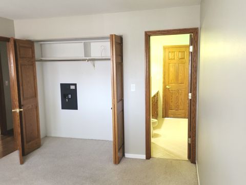 Tiny photo for 720 Ambleside Road, Des Plaines, IL 60016 (MLS # 12471325)