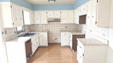 Tiny photo for 8543 Carriage Lane, Tinley Park, IL 60487 (MLS # 12398186)