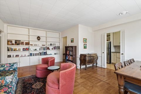 Tiny photo for 1585 Ridge Avenue #410, Evanston, IL 60201 (MLS # 12625718)