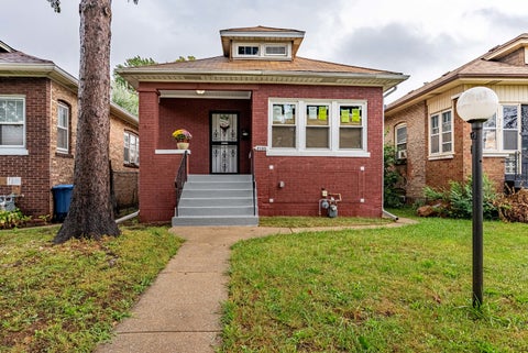 Tiny photo for 2105 S 7th Avenue, Maywood, IL 60153 (MLS # 12765692)