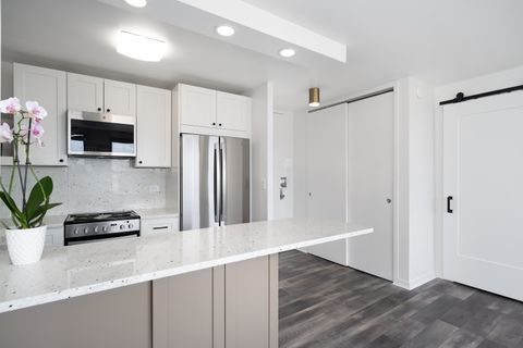 Tiny photo for 2626 N Lakeview Street #2106, Chicago, IL 60614 (MLS # 12477401)