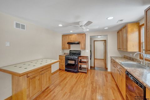 Tiny photo for 521 Spring Avenue, South Elgin, IL 60177 (MLS # 12596618)