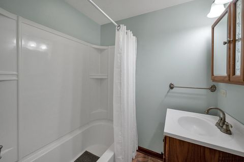 Tiny photo for 521 Spring Avenue, South Elgin, IL 60177 (MLS # 12596618)