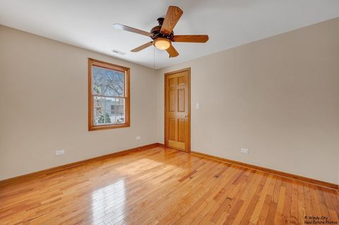 Tiny photo for 521 Spring Avenue, South Elgin, IL 60177 (MLS # 12596618)