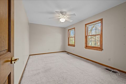 Tiny photo for 979 Millview Drive, Batavia, IL 60510 (MLS # 12586442)