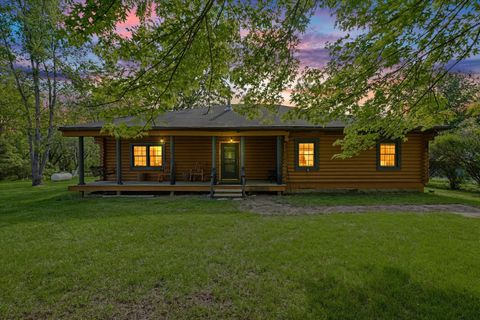 Photo of 2431 N 1450 East Road, White Heath, IL 61884 (MLS # 12623701)