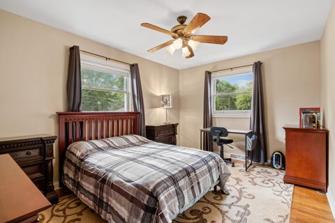 Tiny photo for 5229 Benton Avenue, Downers Grove, IL 60515 (MLS # 12527728)