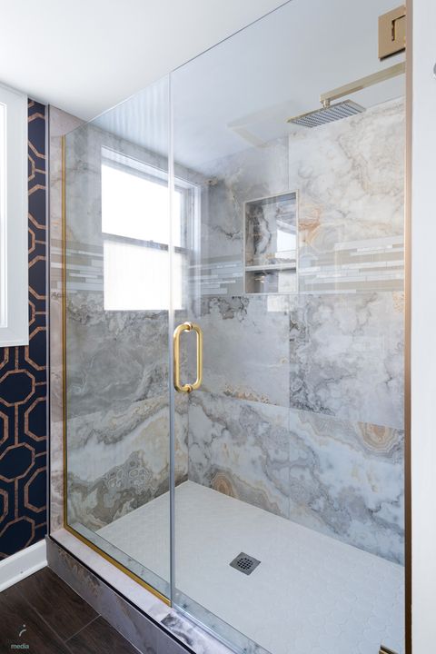 Tiny photo for 5229 Benton Avenue, Downers Grove, IL 60515 (MLS # 12527728)