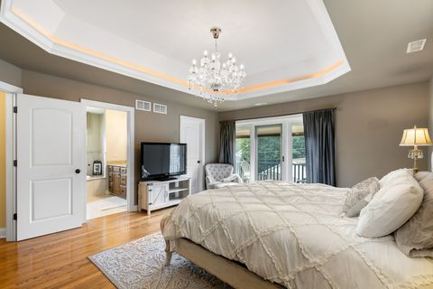 Tiny photo for 5229 Benton Avenue, Downers Grove, IL 60515 (MLS # 12527728)