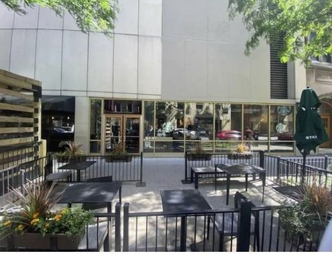 111 E Chestnut Street Chicago IL 60611