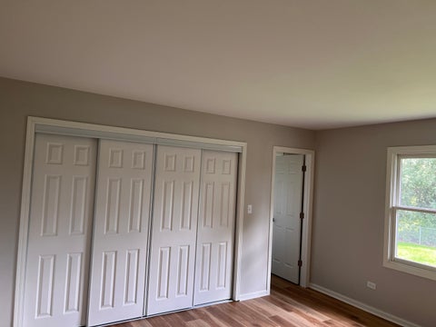 Tiny photo for 5312 W Lake Shore Drive W, Oakwood Hills, IL 60013 (MLS # 12769019)