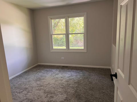 Tiny photo for 5312 W Lake Shore Drive W, Oakwood Hills, IL 60013 (MLS # 12769019)