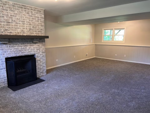 Tiny photo for 5312 W Lake Shore Drive W, Oakwood Hills, IL 60013 (MLS # 12769019)