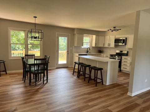 Tiny photo for 5312 W Lake Shore Drive W, Oakwood Hills, IL 60013 (MLS # 12769019)