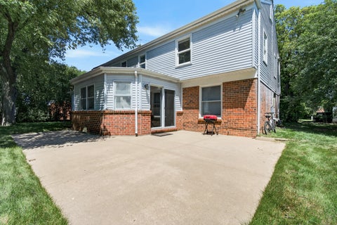 Tiny photo for 316 Fox Run Drive, Northbrook, IL 60062 (MLS # 12760365)