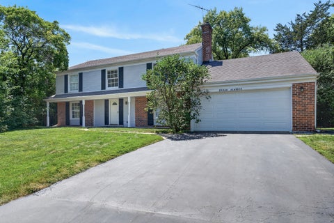 Photo of 316 Fox Run Drive, Northbrook, IL 60062 (MLS # 12760365)