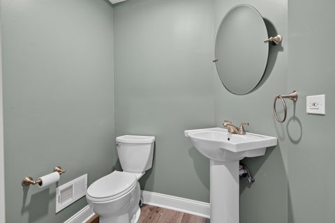Tiny photo for 316 Fox Run Drive, Northbrook, IL 60062 (MLS # 12760365)